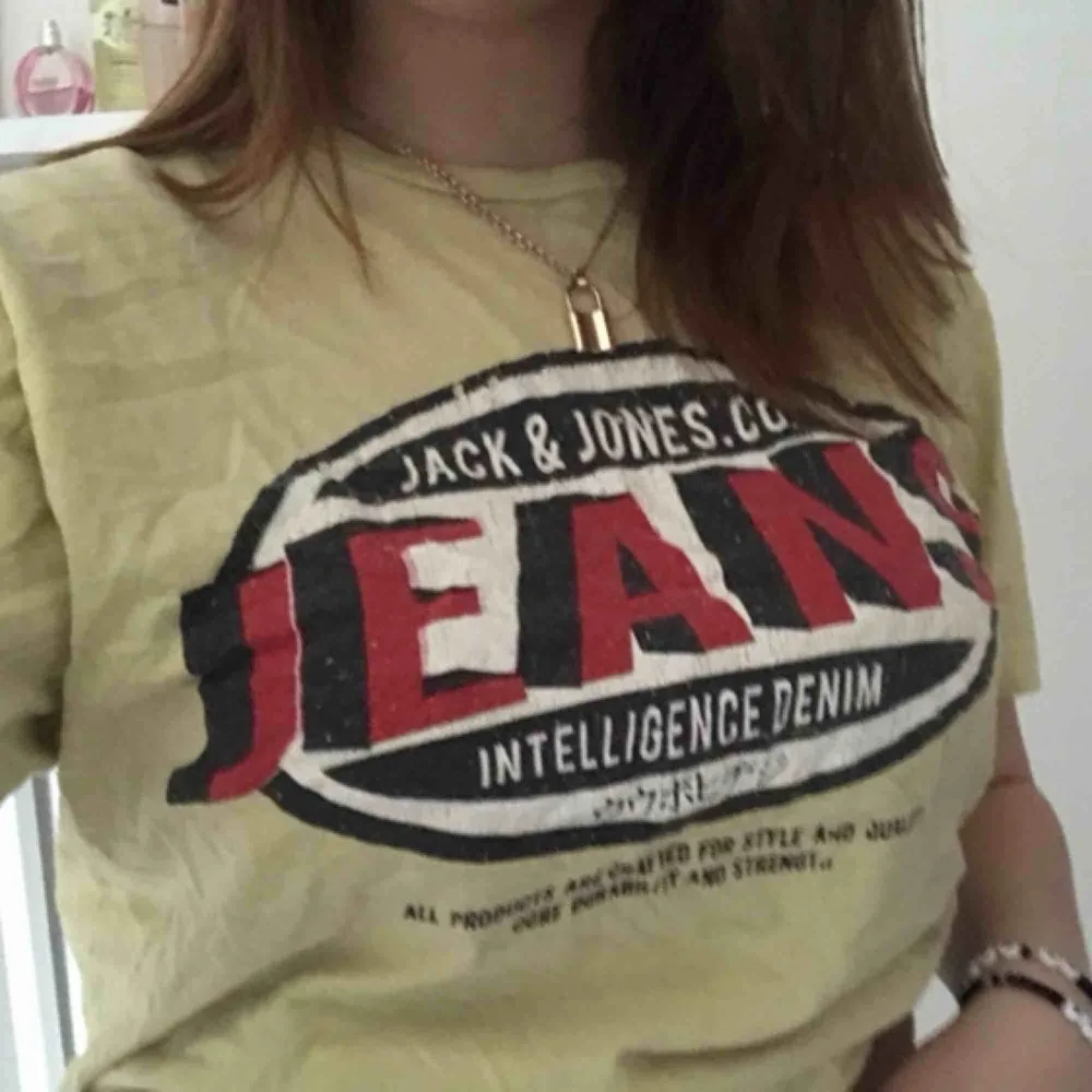 Vintage t-shirt från Jack & Jones.. T-shirts.