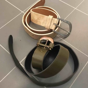  - Vintageskräp 40:-/st  