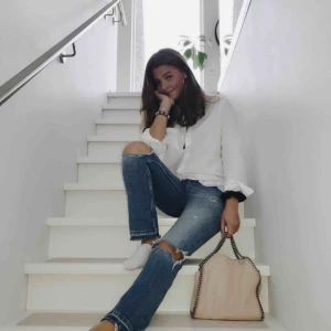  - Säljer dessa jeans ifrån Zara i bra skick!!💞