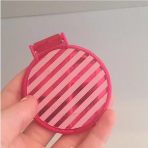  - Sänker från 50:- till 35:-🎀 Säljer världens sötaste fickspegel i rosa