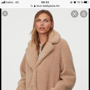 Hm Teddy jacka  - Ljusbrun Teddy jacka från HM förra året, använt 3-4 gånger. Storlek S 