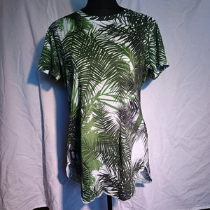 Skön klänning  - Jätteskön klänning med djungelmönster