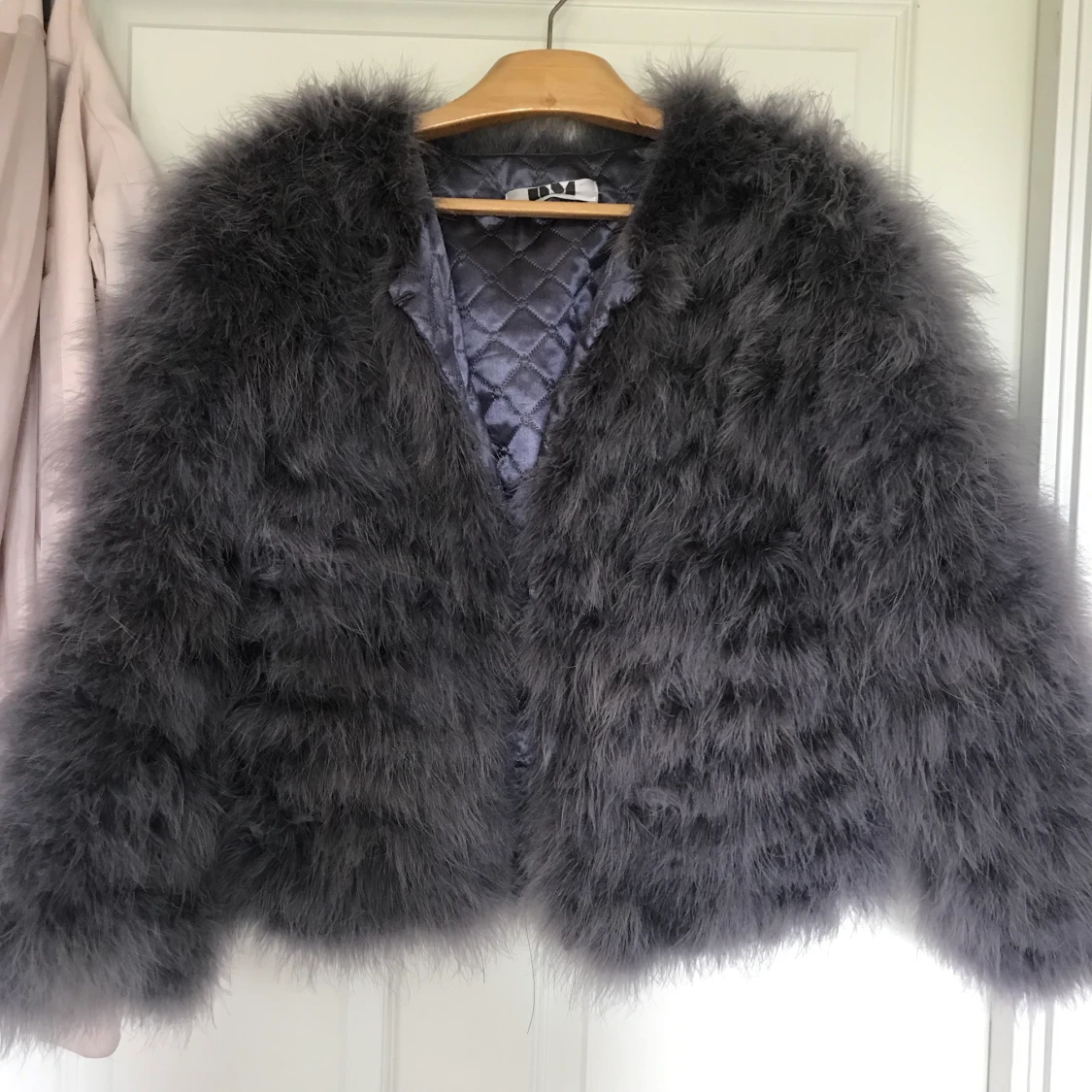 Dennis Maglic pälsjacka