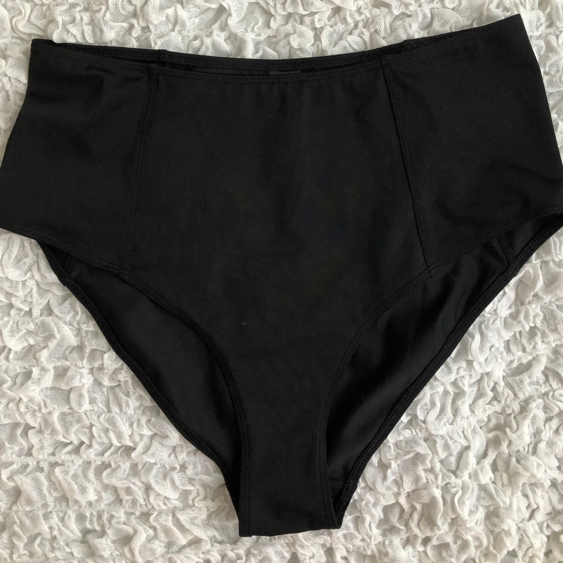 högmidjad bikiniunderdel - 90