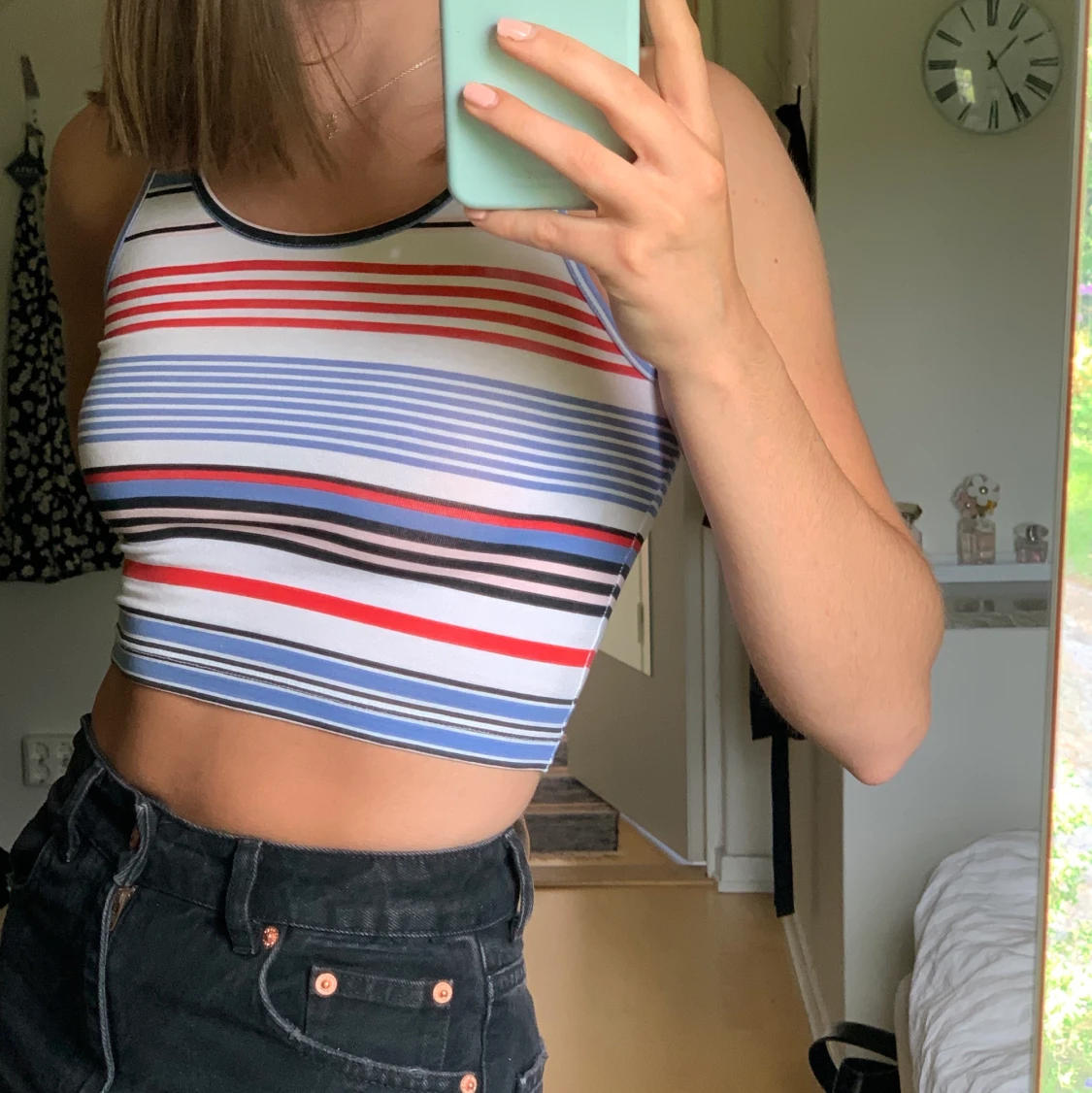 Randigt croppat linne