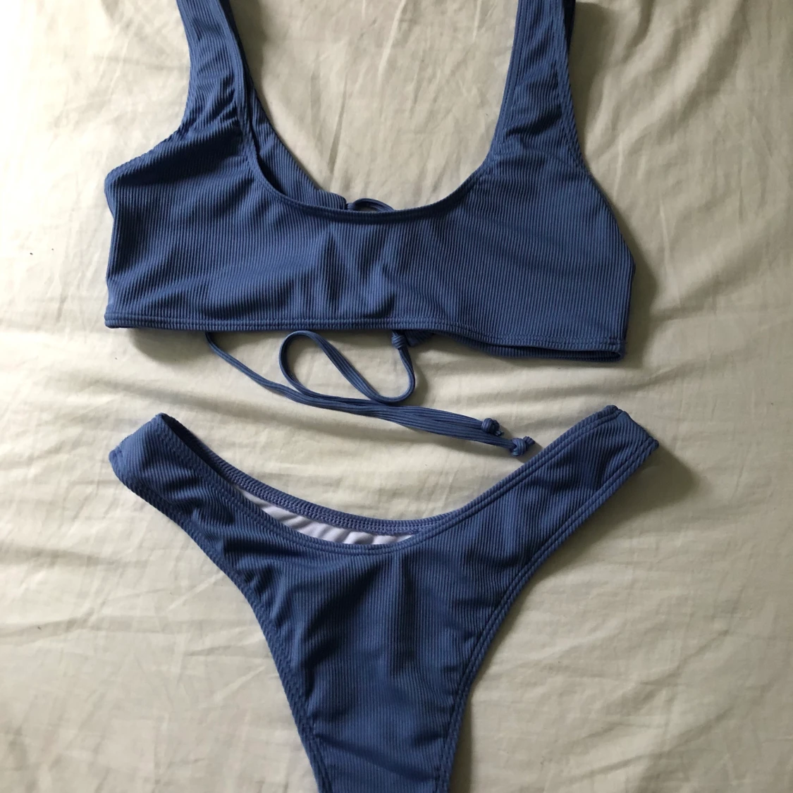 Söt blå bikini - 90