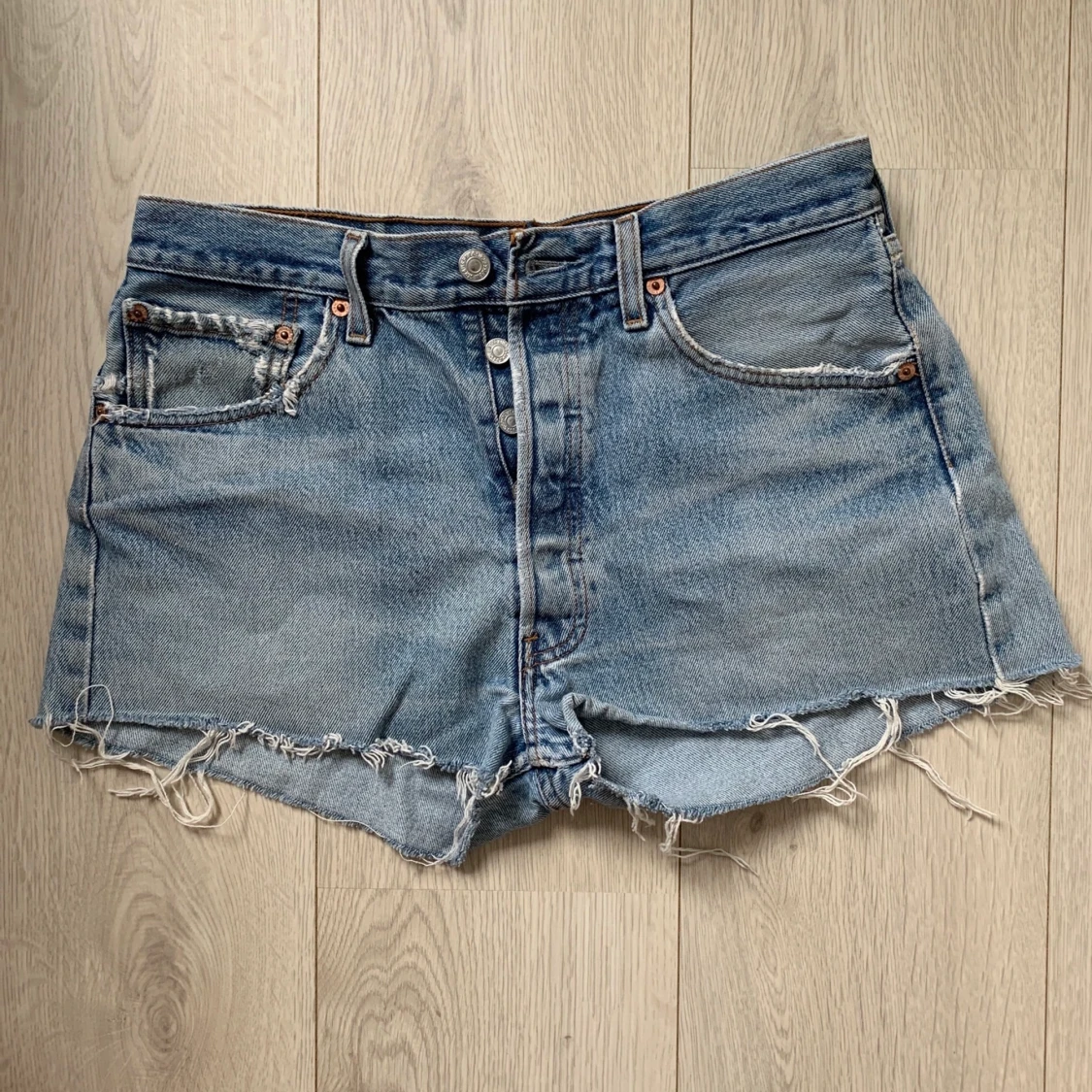 Levi’s shorts - 91