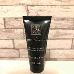  - The rituals of samurai hand kräm 20ml - sälja pga jag gillar inte doften - använt 1-2 ggr - frakt 12kr