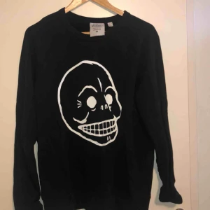  - Cheap Monday kofta, storlek M, 160kr + frakt 👕