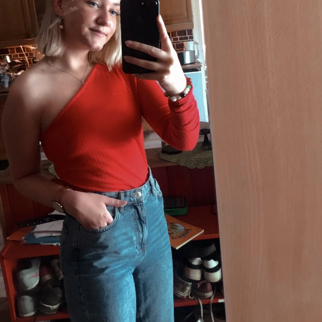 One shoulder tröja - 90