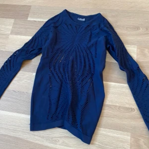 Casall träningströja - Aldrig använd, jätte fint mönster. Nypris är 799 kr