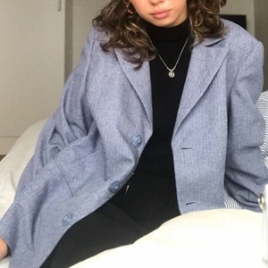 En blå blazer!  - Skriv för fler bilder! Lite halvt oversized 