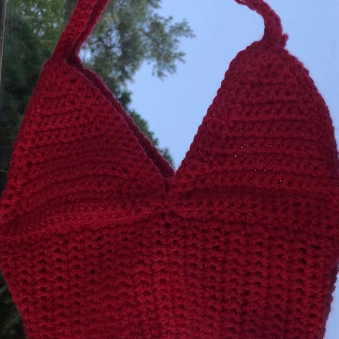 Handvirkad cherry topp🍒 - 90