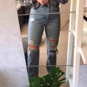  - Tänkte kolla intresset på dessa byxor, aldrig använda därför jag säljer! ✨✨ pris går att diskutera!!!