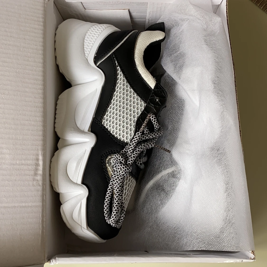 Helt oanvända skor!  - 91