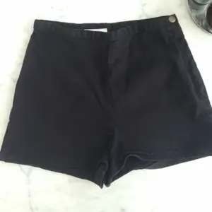 Supersnygga korta höga shorts från American Apparel
