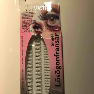  - Singelfransar, lösögonfransar som är helt oanvända.  Kan frakta eller mötas upp :)