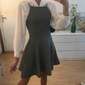 Gingham klänning - Söt och cool gingham klänning 🏁