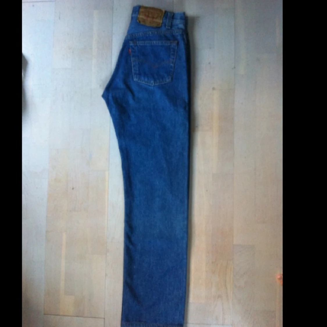 Levi's 501 med hög midja, perfekta att klippa av till shorts om man är sugen på det. - 1380213084
