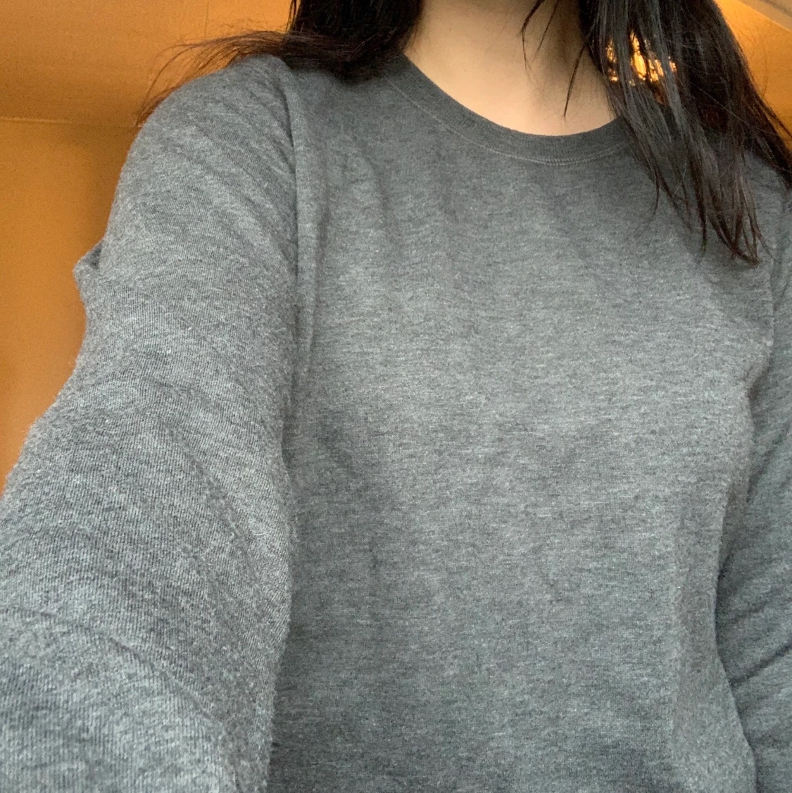 Superskön mörkgrå sweatshirt - 90