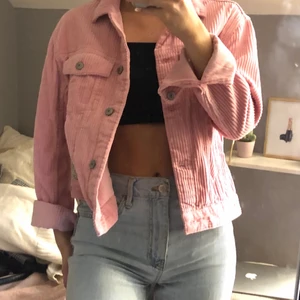 Manchester jacka💞 - Helt oanvänd jacka från hm i storlek 36, mjuk och super snygg med lapparna kvar💖