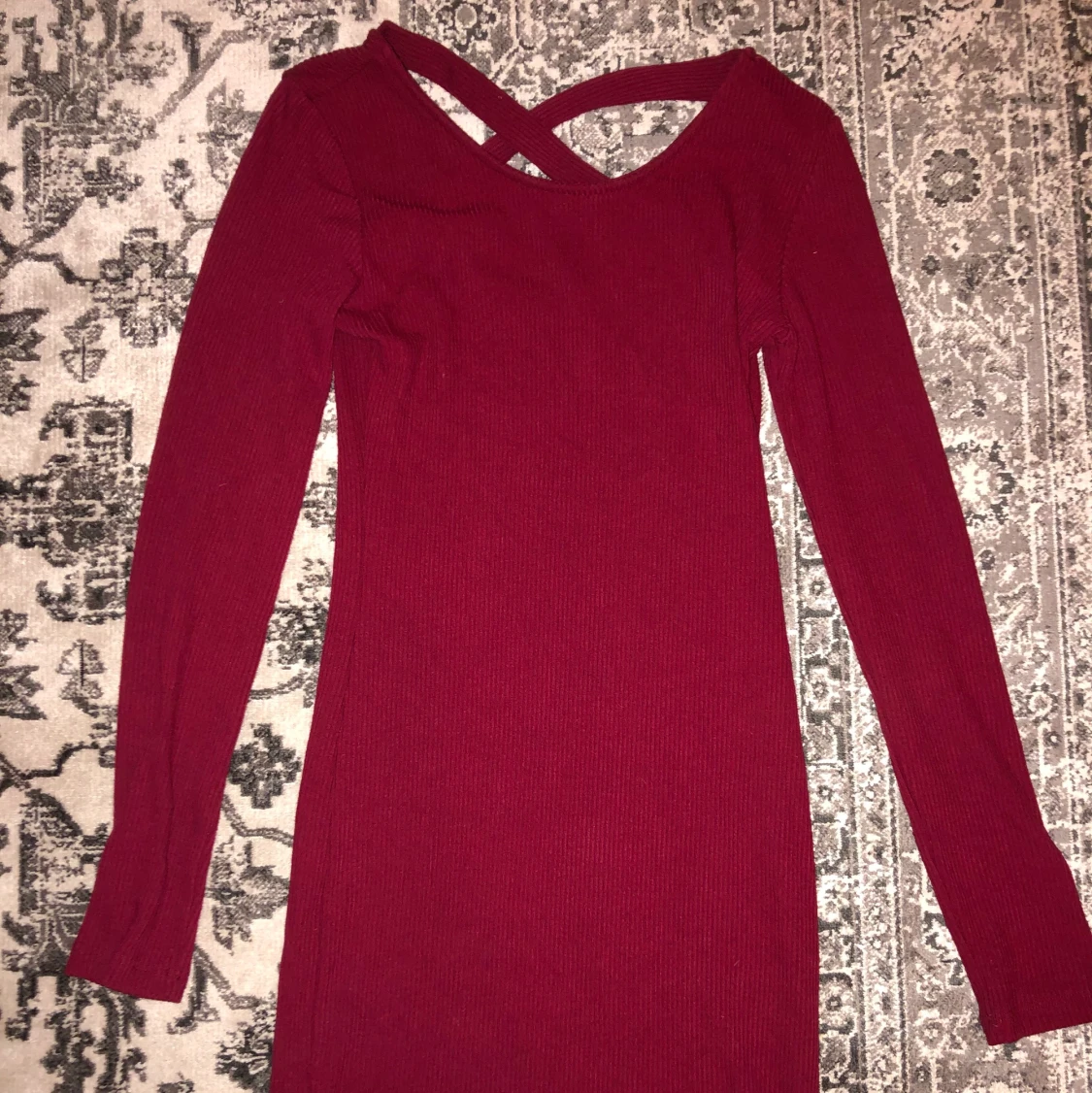 Vinröd klänning🌺