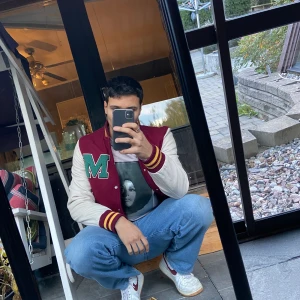 Jeans och jacka  - Retro jeans i bra skick 200kr