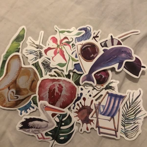 Klistermärken  - Säljer 26 st klistermärken 