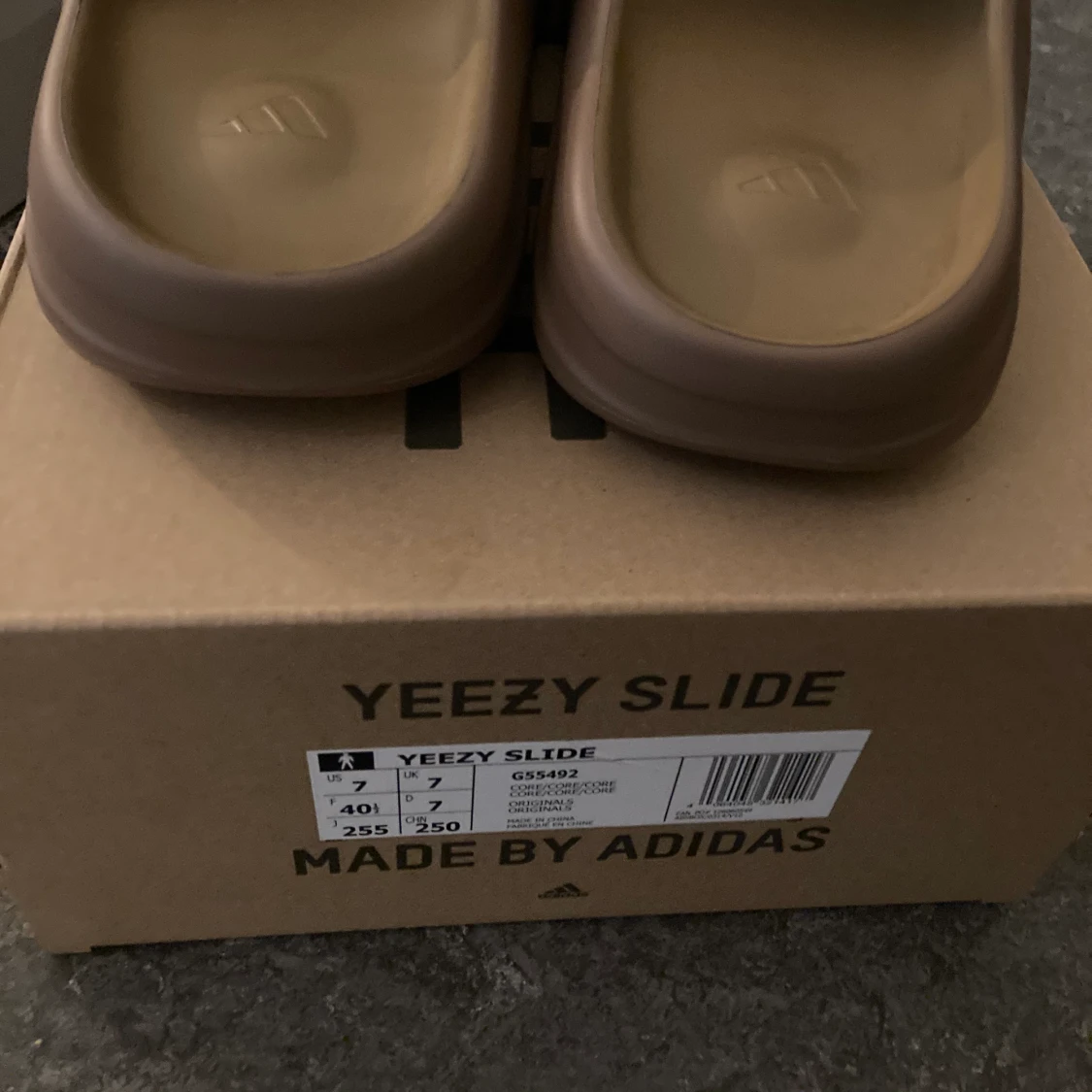 Yeezy Slide Core - 91
