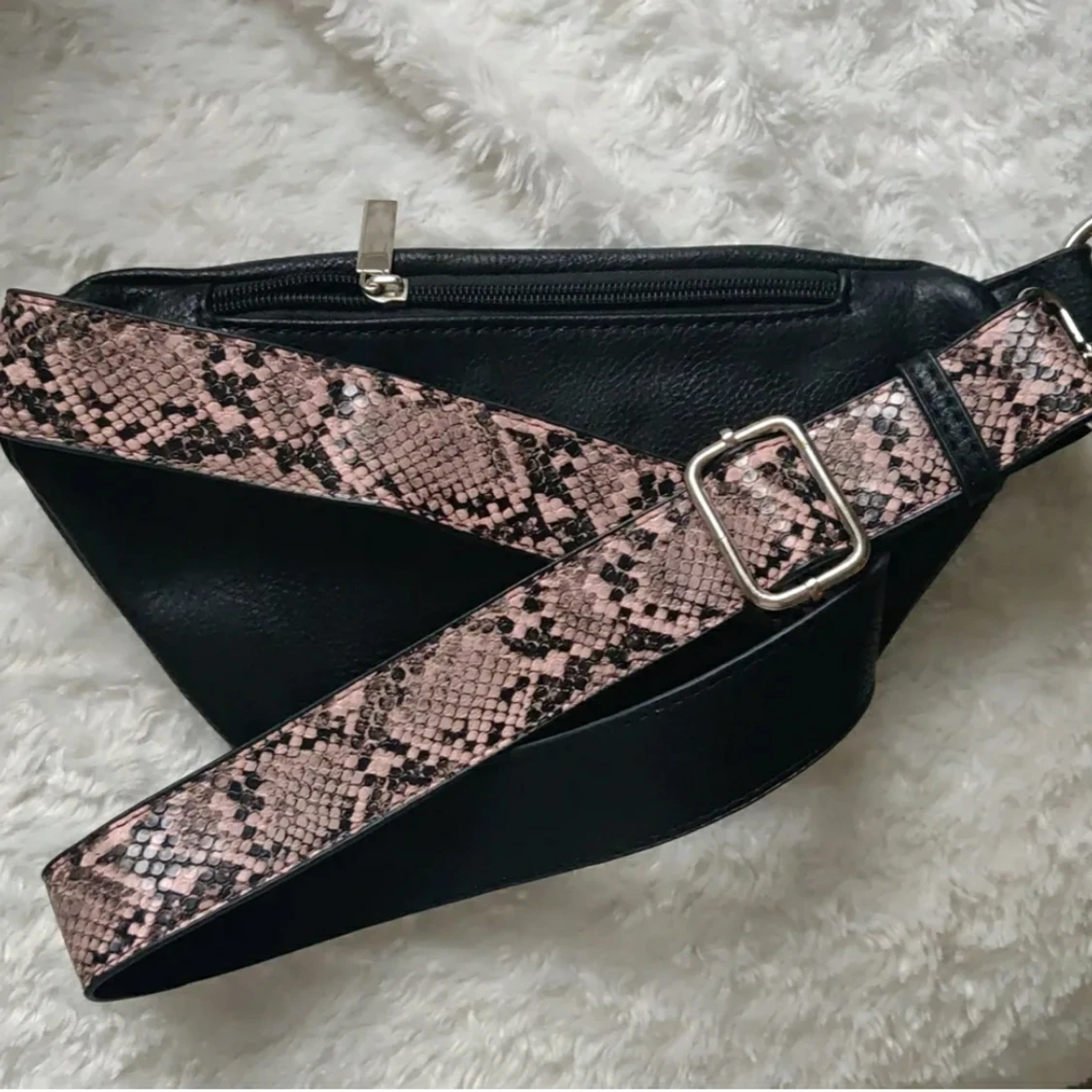 Fannypack midjeväska  - 91