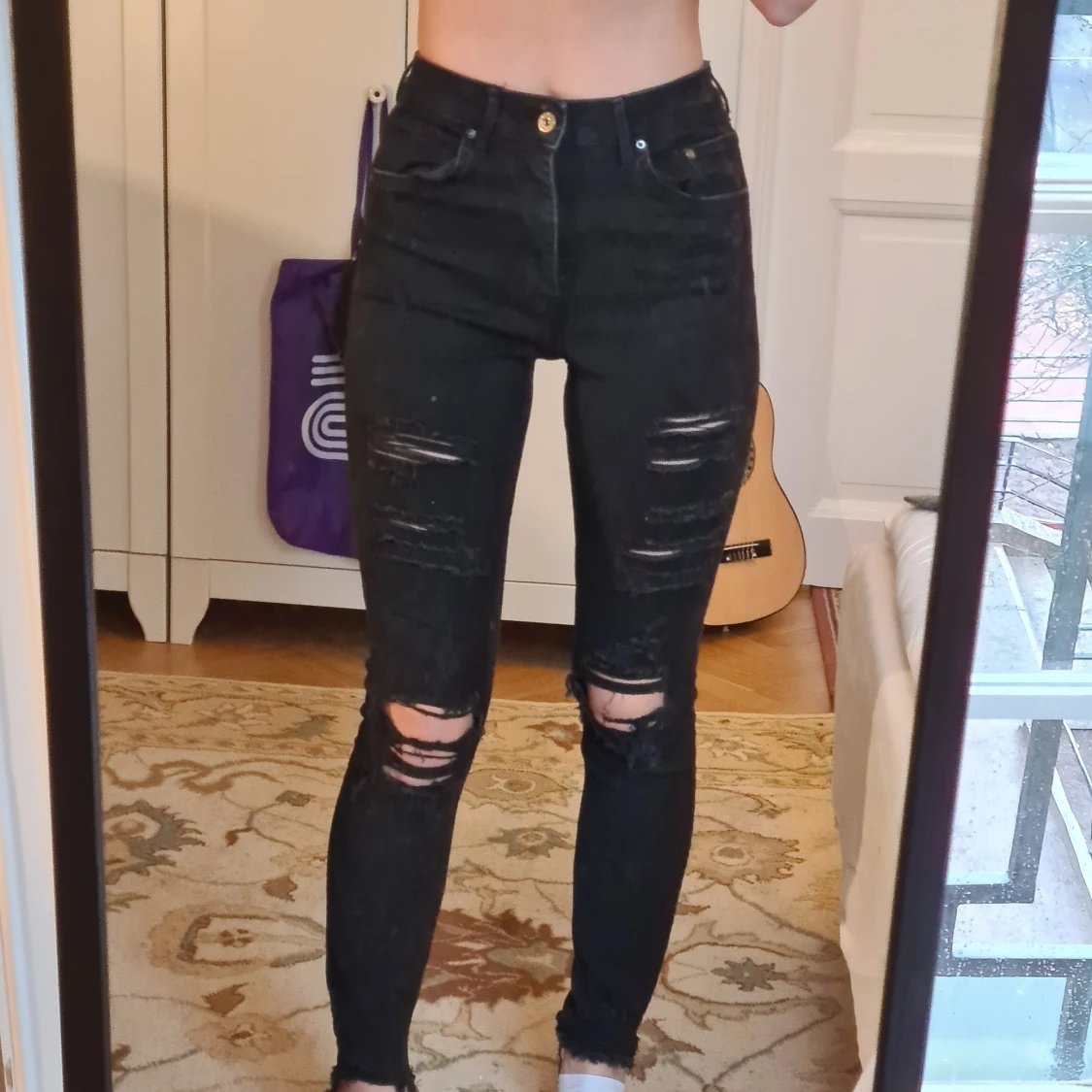 Svarta jeans