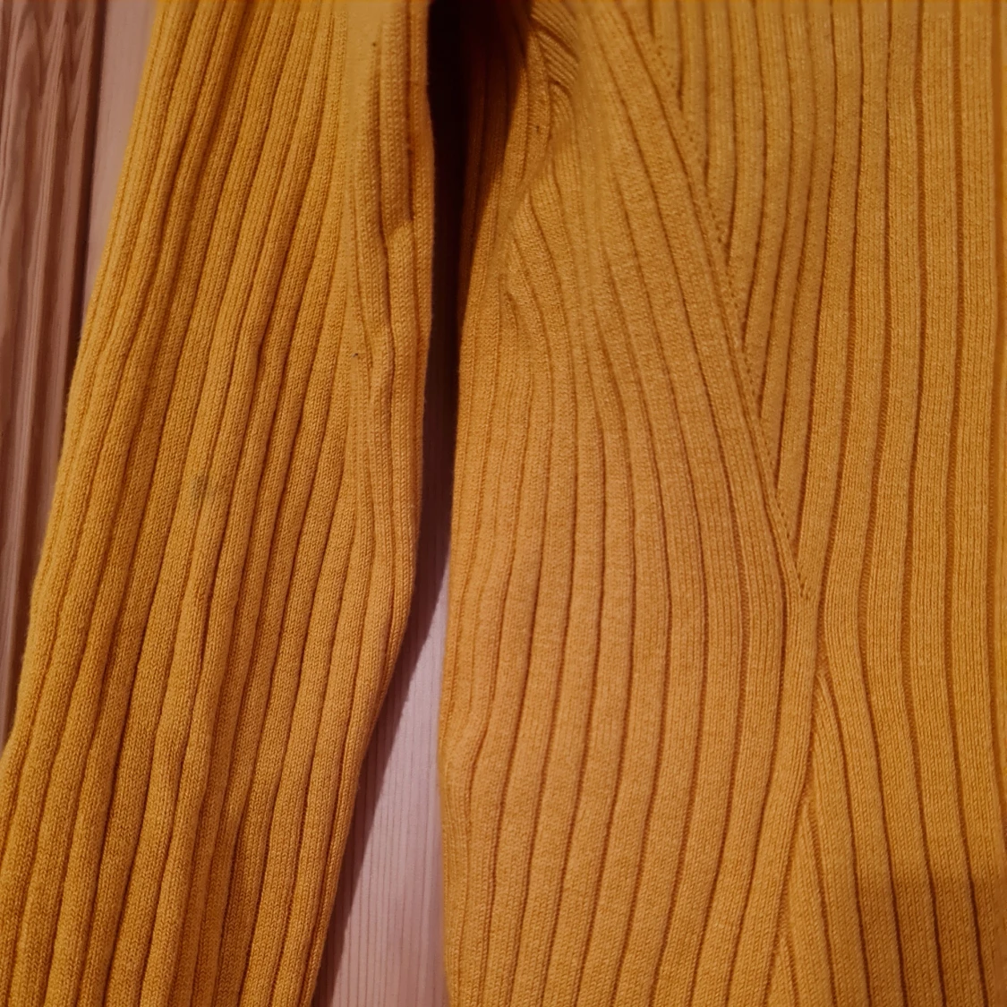 Gul långärmad tröja - 91