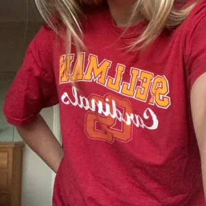 Vintage Tshirt - Ascool vintage tshirt i gott skick men coolt tryck som är relativt oversized