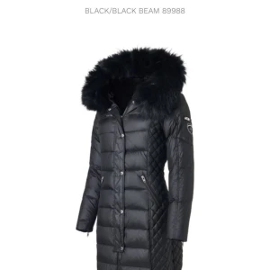 Rockandblue jacka  - Hej! Jag säljer min rock and blue jacka i storlek 36 den är nästan som ny och funkar perfekt som jacka i Sveriges väder🦋💜