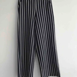  - Byxor från Gina Tricot! Jättefint skick!