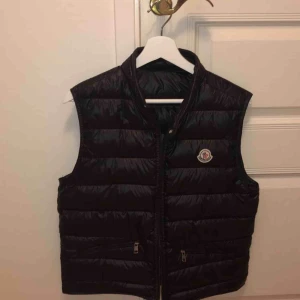  - Storlek 1 Finns kvitto o box 🥰