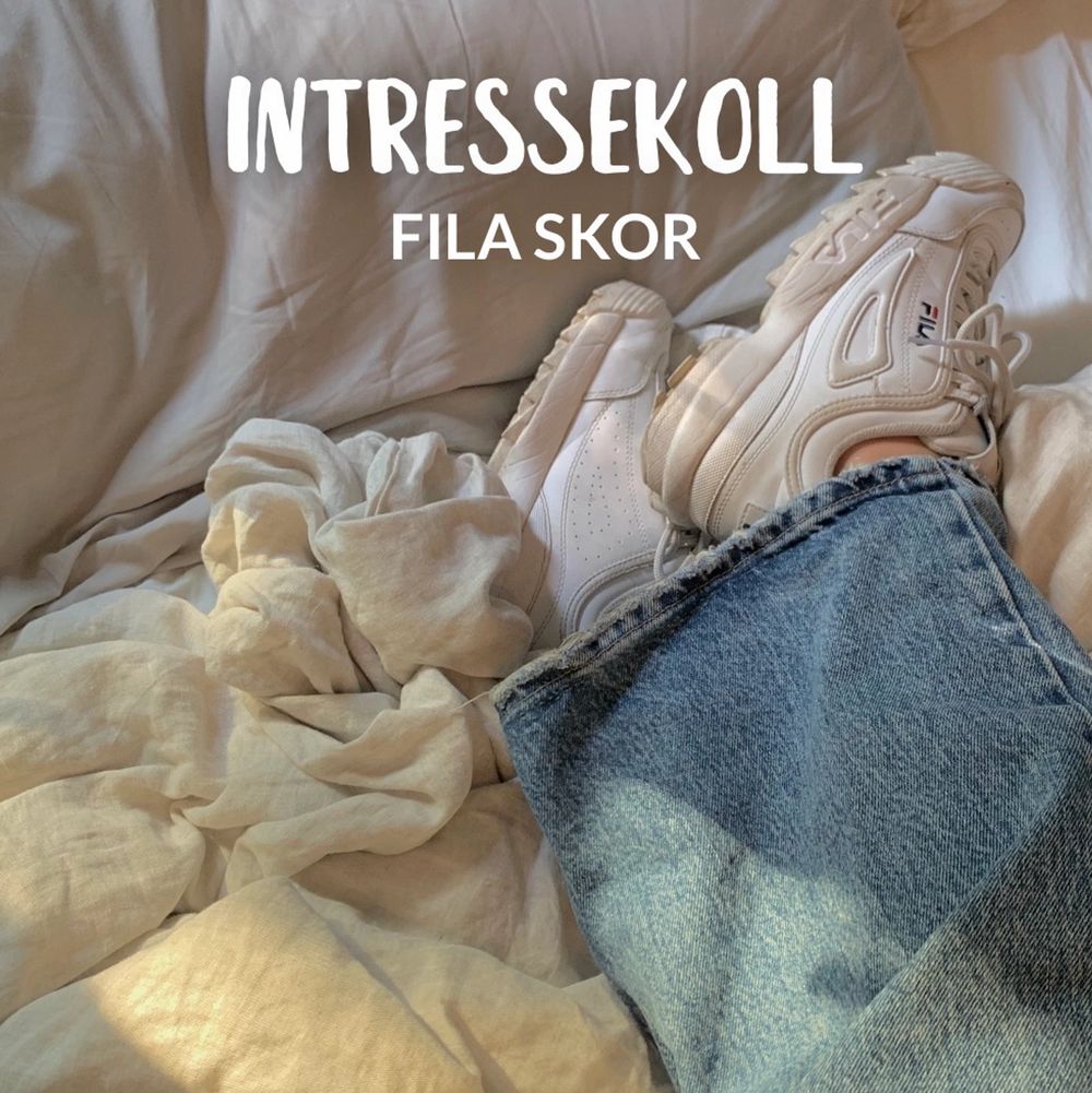 Hej!Jag planerar att sälja mina fila skor vid bra bud!Nypris ligger på 1100kr, startbud på 300!🥰🥰 Dom är super fräscha och märks knappt att man använt dom(endast använda ett år). Dessutom är de typ vinterfodrade så jag brukar använda dom året runt!🥰frakttillkommer. Skor.