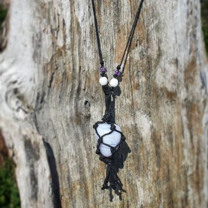 Ametist halsband - Ametist i macrame nät. 