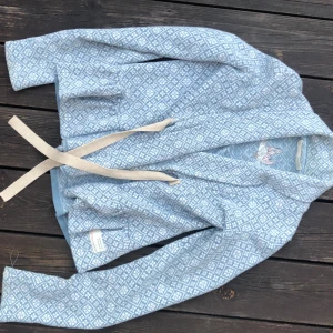 Odd molly kofta - Helt ny skick, från odd molly, säljer för den inte kommit till användning.