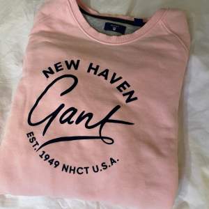 Fin rosa Gant tröja. Storlek L