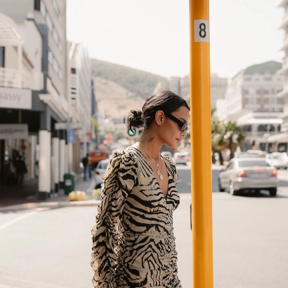 Klänning i animalprint