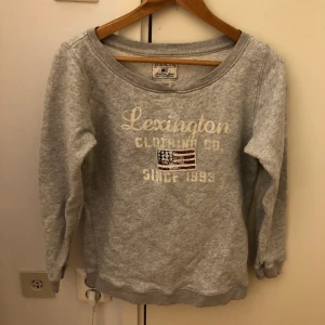 Lexington tröja - En tröja ifrån Lexington i strolek x-small men passar s/m