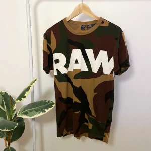 G-Star Raw t-shirt - Oanvänd. Storlek S men stor. Unisex