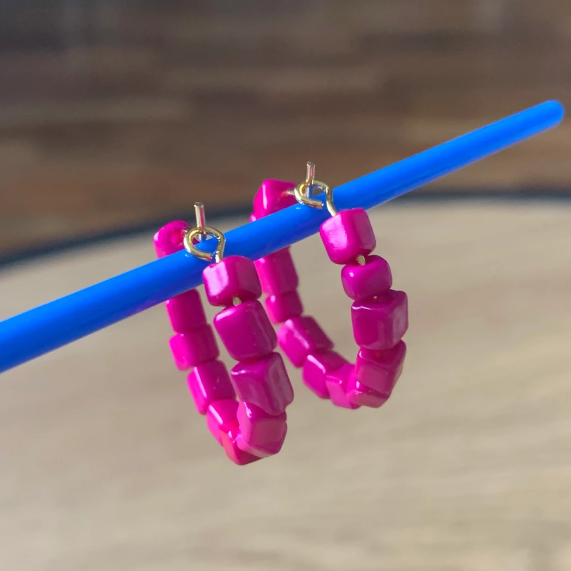 Egenpärlade örhängen 💖 - 90