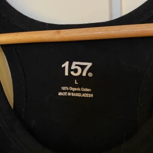 Linne svart L  - Ett linne svart från lager 157 