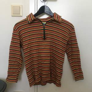 🍁 En jättesöt randig tröja köpt på en second hand affär i Stockholm. 🍁 