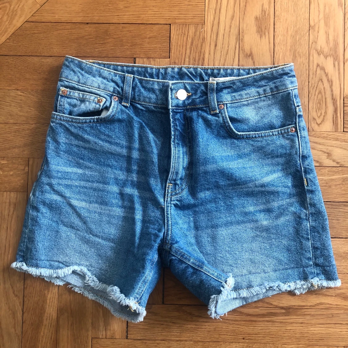 Zara jeansshorts strl 34