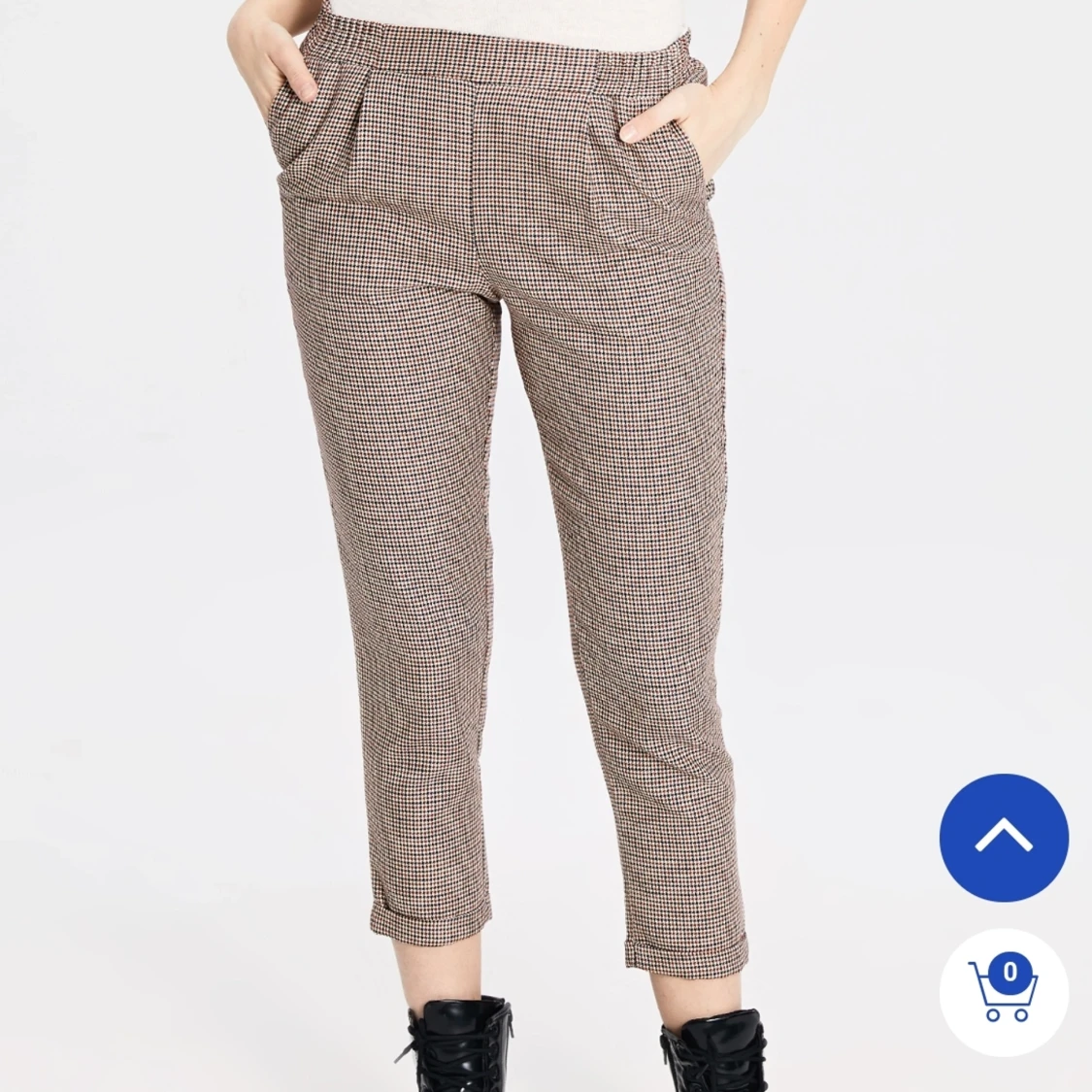 Oanvända byxor från LC Waikiki, strl 44,BUDGIVNING