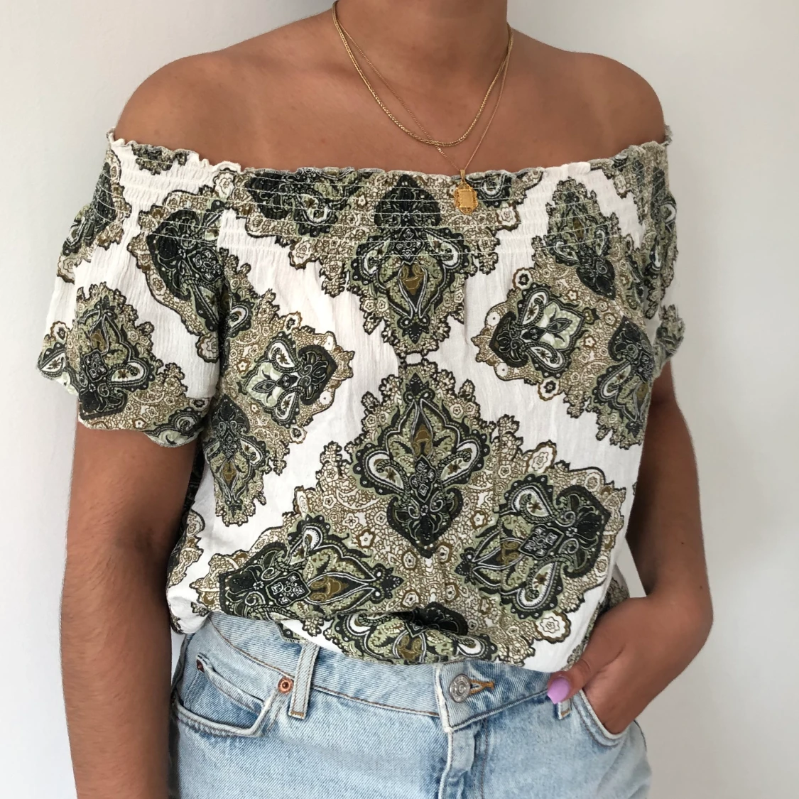 Off the shoulder top!