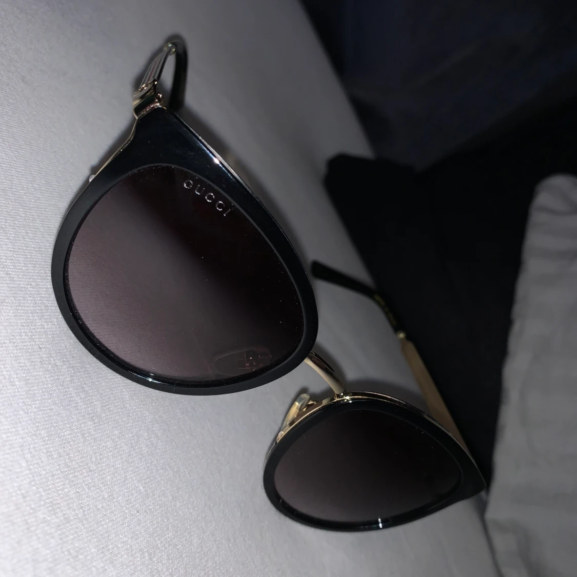 Gucci solglasögon - 90